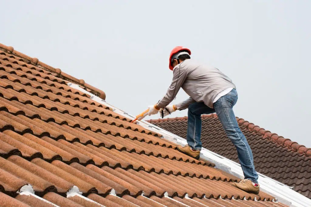 an expert working on emergency roof repair