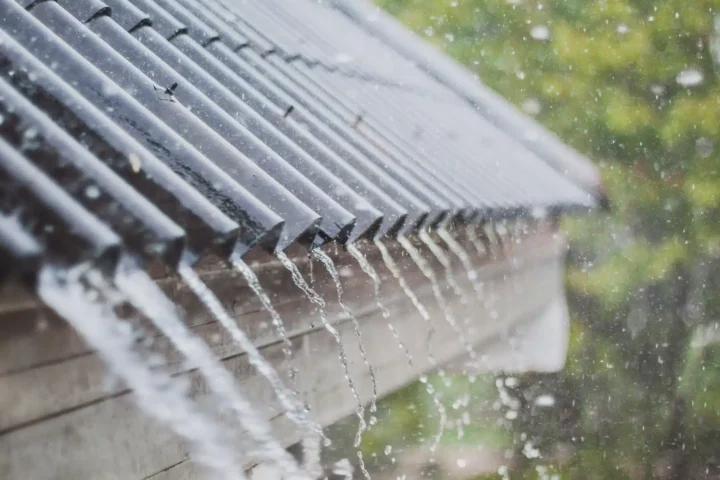 Best Roof for Rain: Top Picks for Weather-Resistant Roofing